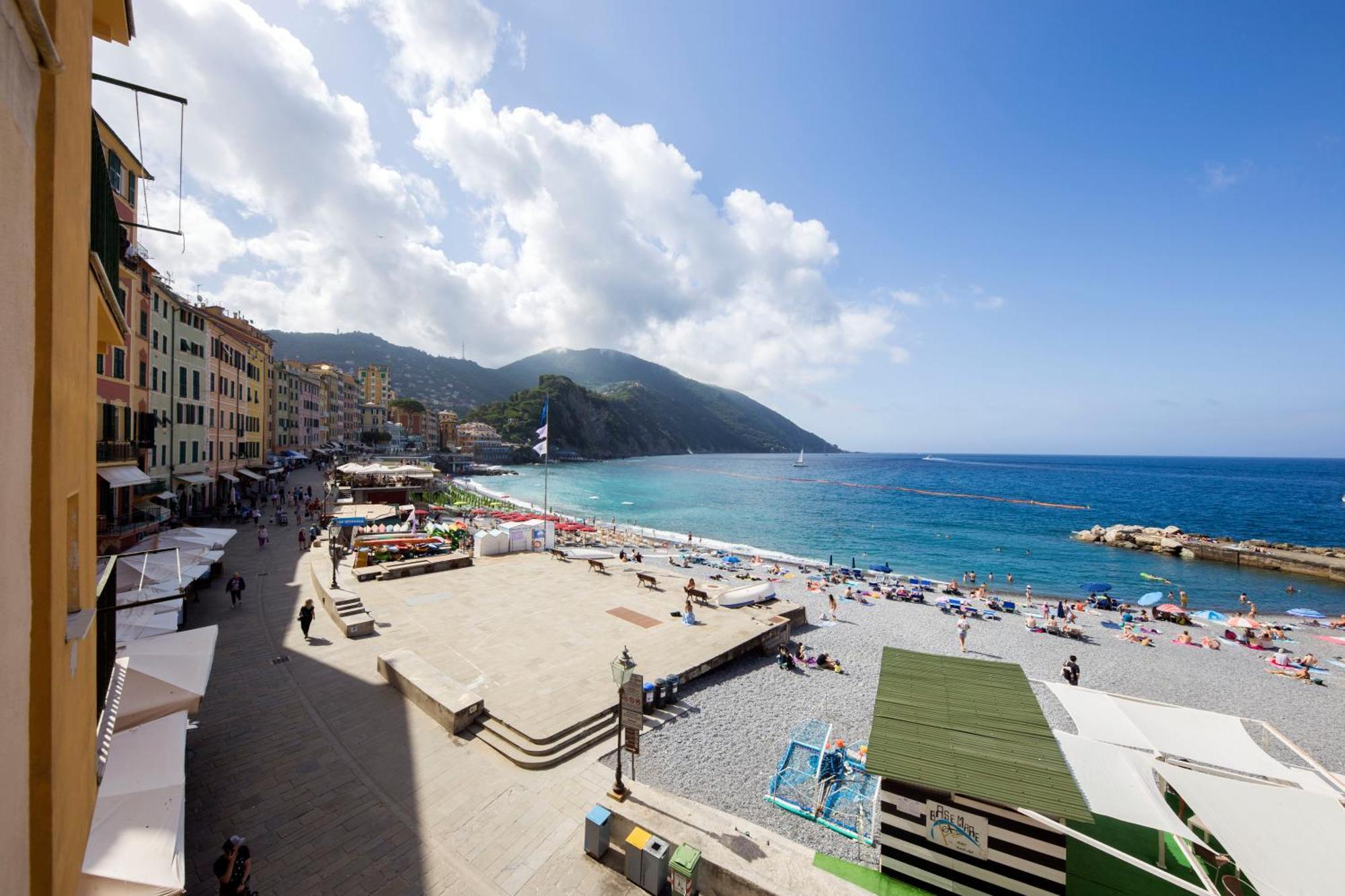 Casaviva Family Beachfront House In Camogli Kültér fotó